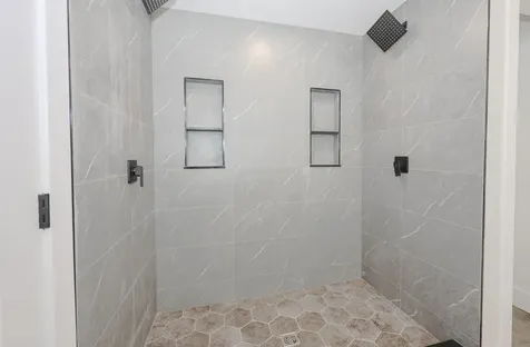 1 A Sheraton Drive Hudson NH 03051