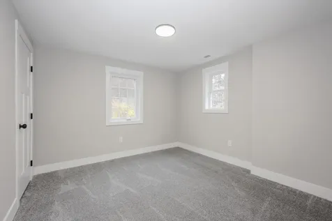 1 A Sheraton Drive Hudson NH 03051