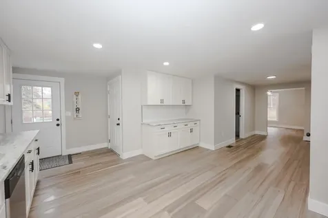 1 A Sheraton Drive Hudson NH 03051