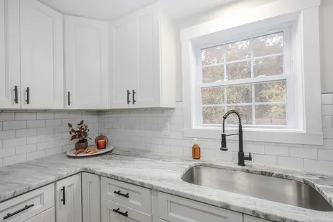 1 A Sheraton Drive Hudson NH 03051