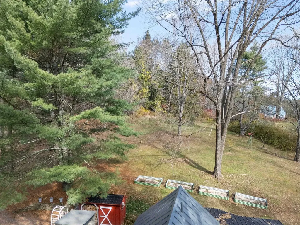 12 Cross Street Newfane VT 05345