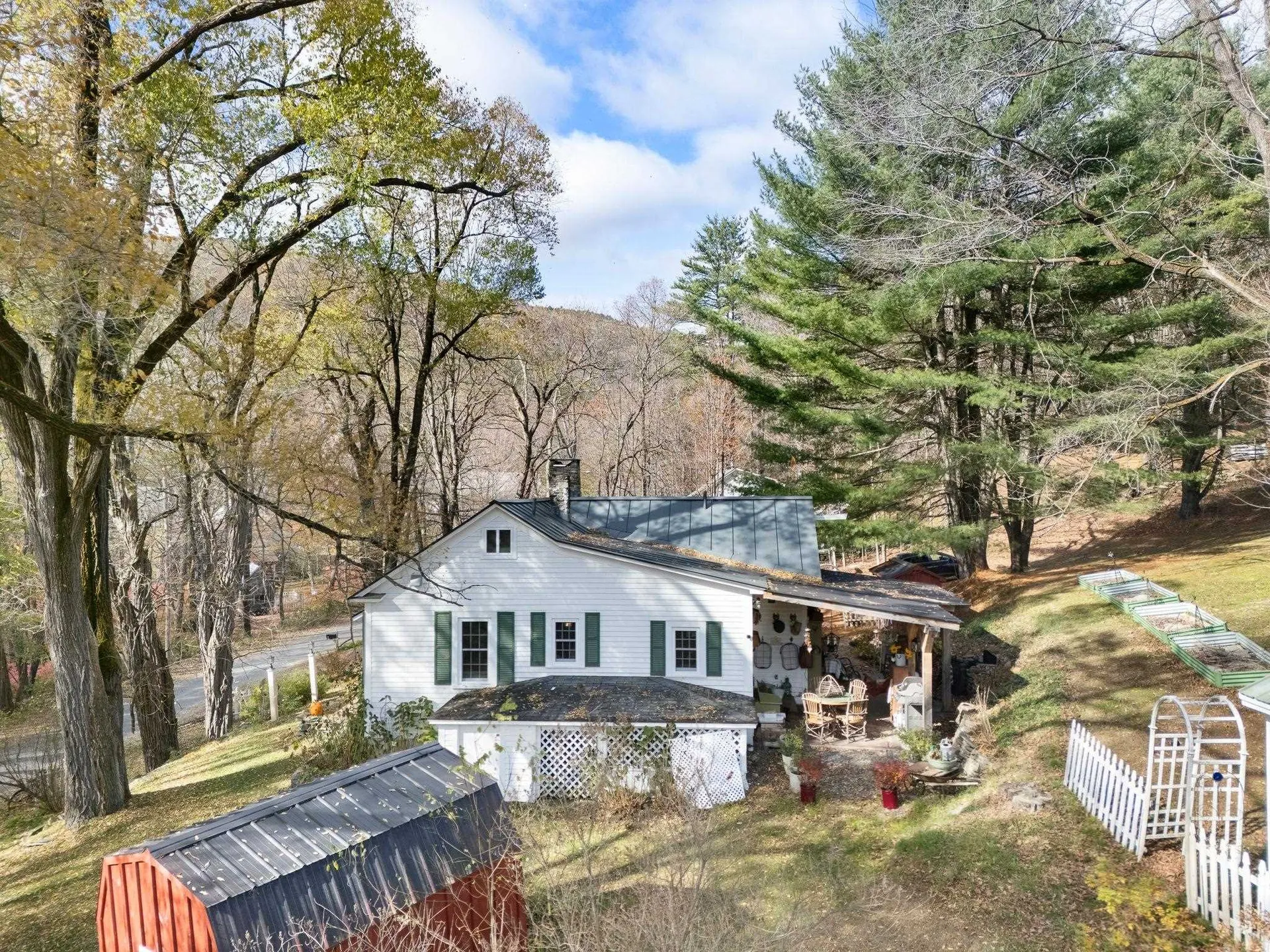 12 Cross Street Newfane VT 05345