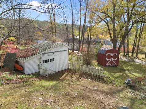 12 Cross Street Newfane VT 05345