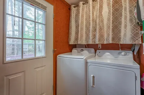 83 Beech Terrace Derry NH 03038