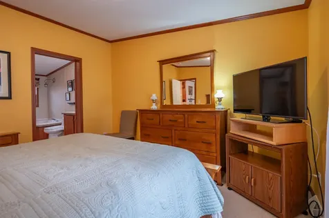 83 Beech Terrace Derry NH 03038