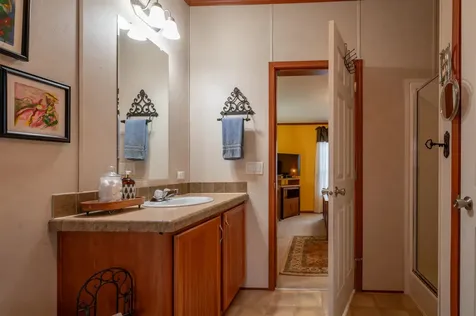 83 Beech Terrace Derry NH 03038