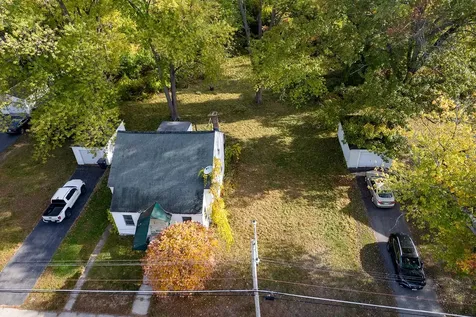 19 Atherton Avenue Nashua NH 03064
