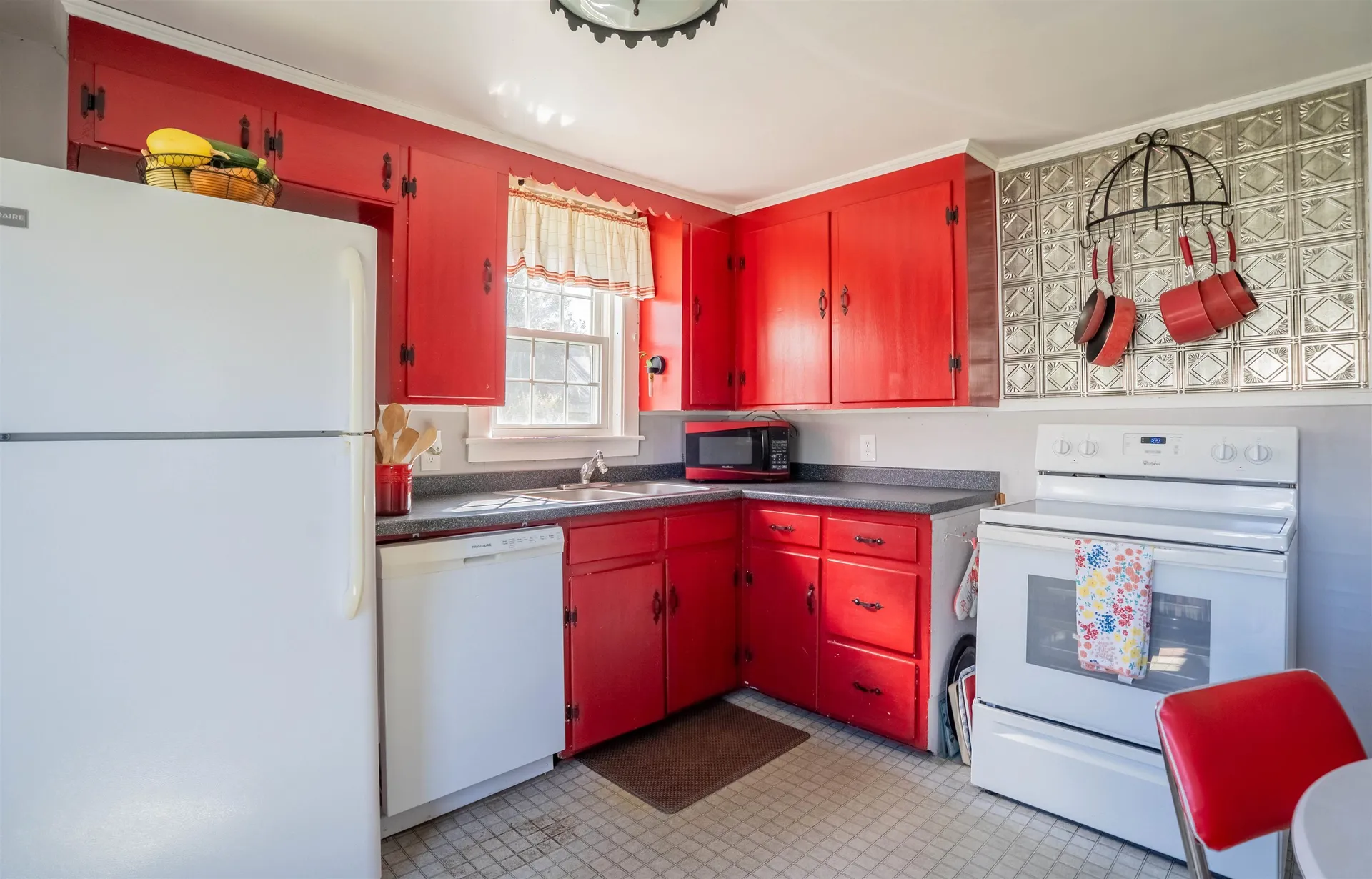 1 1/2 Bartlett Street Allenstown NH 03275