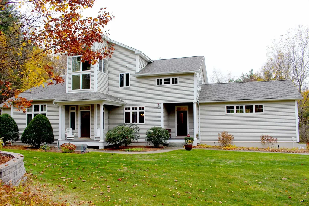 648 Haverhill Road Chester NH 03036