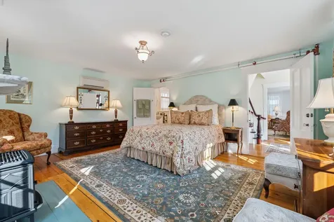 284 Wentworth Hill Road Sandwich NH 03227