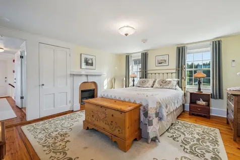 284 Wentworth Hill Road Sandwich NH 03227