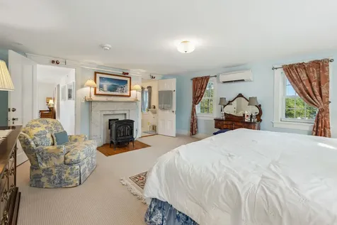 284 Wentworth Hill Road Sandwich NH 03227