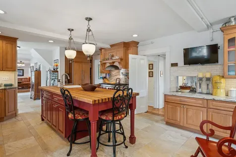 284 Wentworth Hill Road Sandwich NH 03227