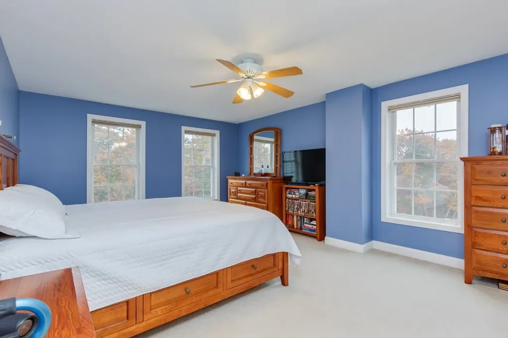 29 Hawk Drive Salem NH 03079