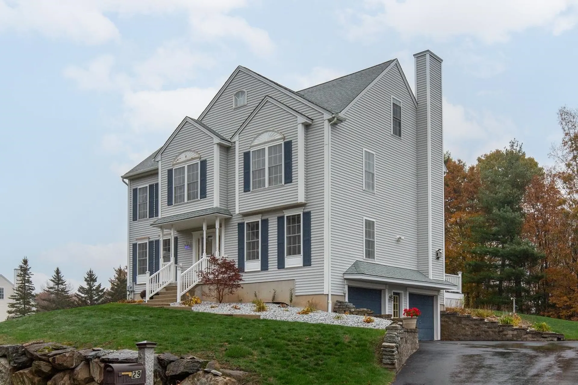 29 Hawk Drive Salem NH 03079