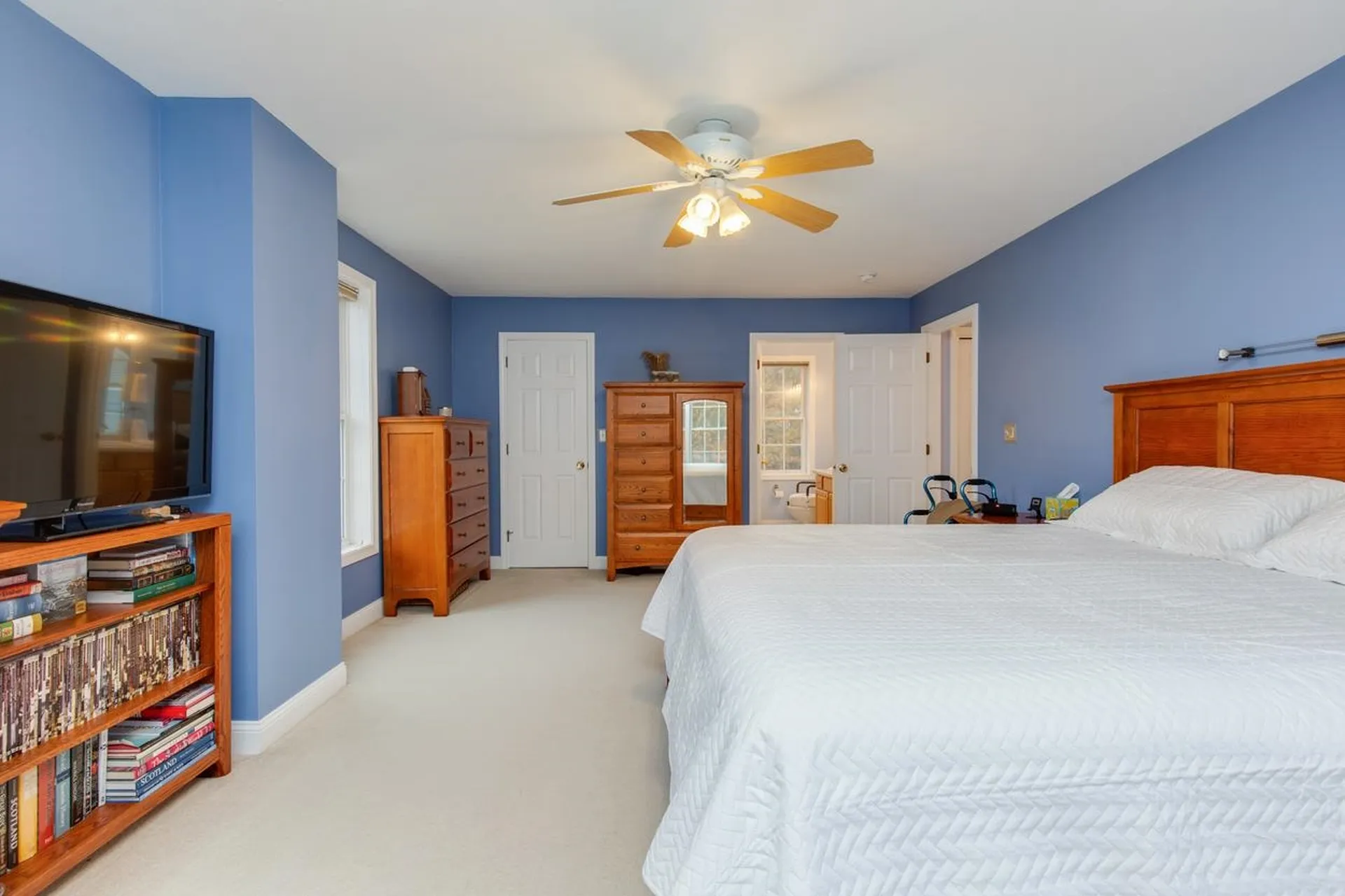 29 Hawk Drive Salem NH 03079