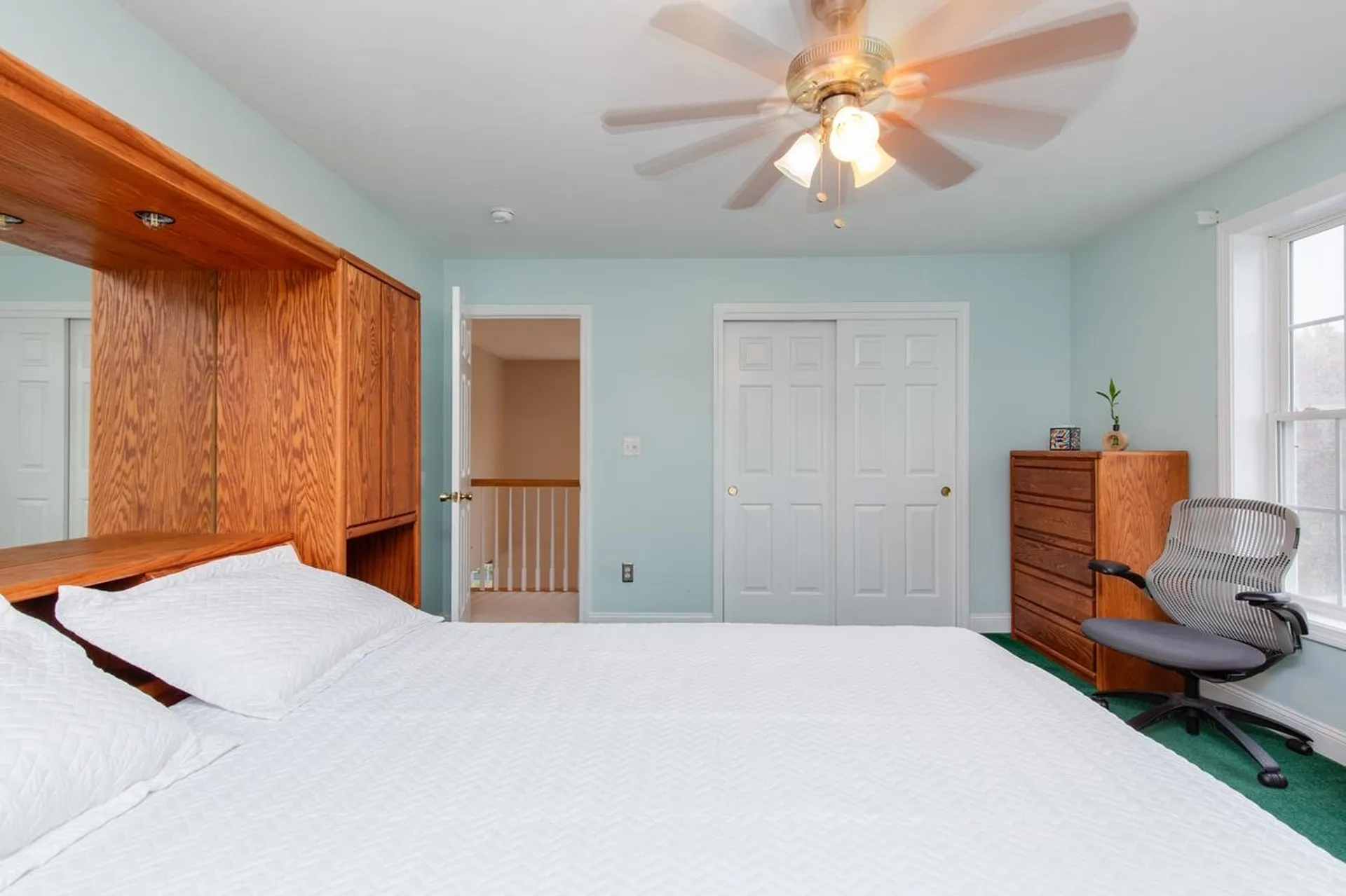 29 Hawk Drive Salem NH 03079