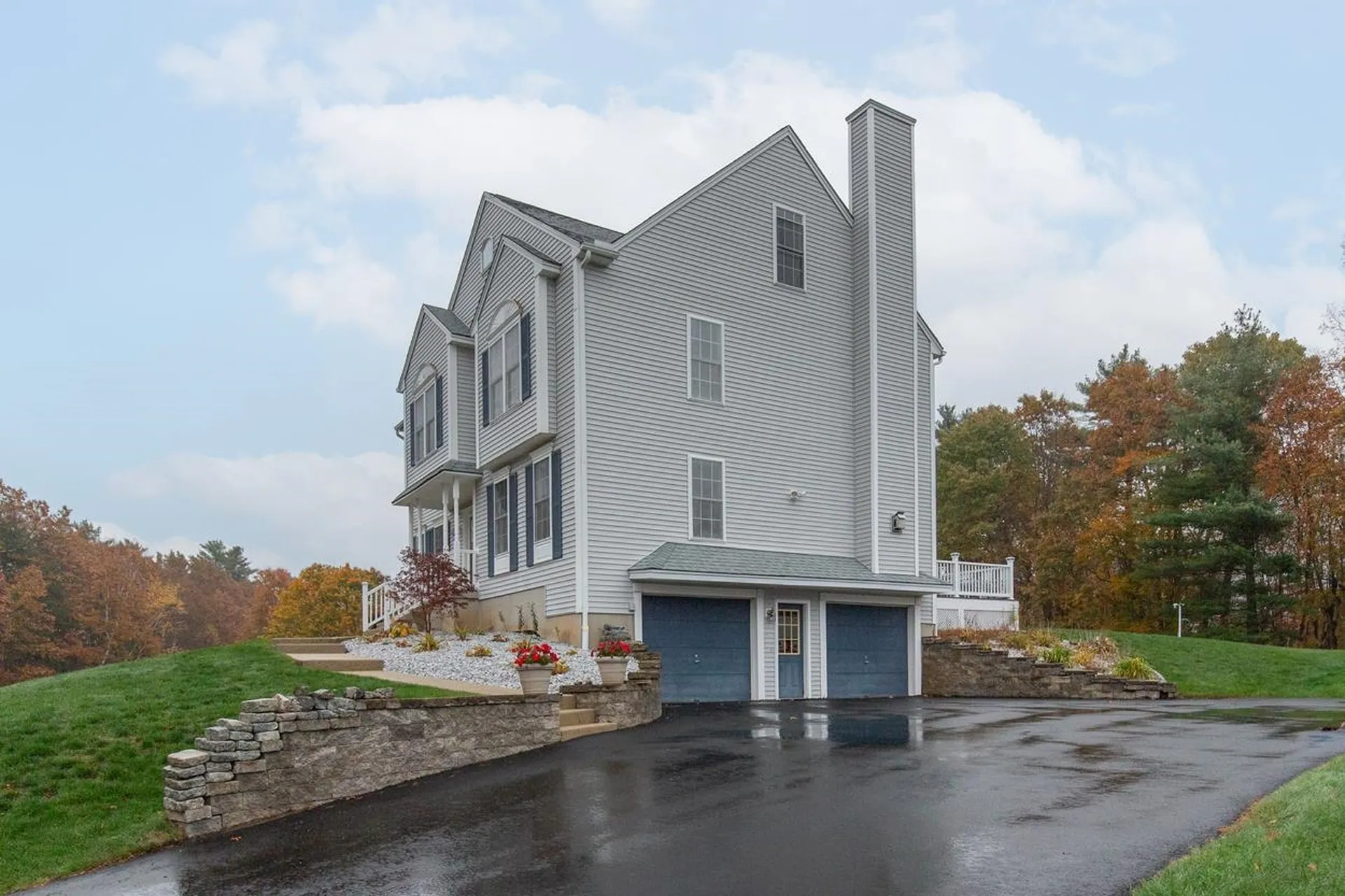 29 Hawk Drive Salem NH 03079