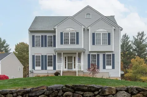 29 Hawk Drive Salem NH 03079