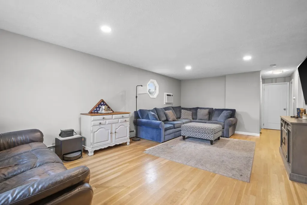 225 Reed Street Manchester NH 03102