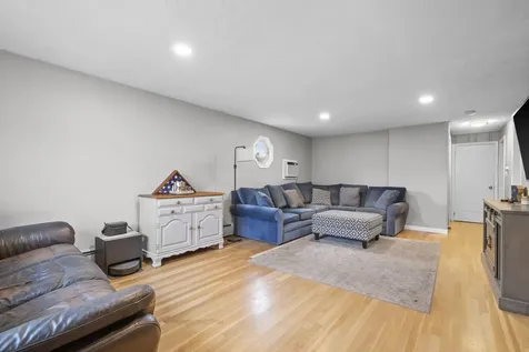 225 Reed Street Manchester NH 03102