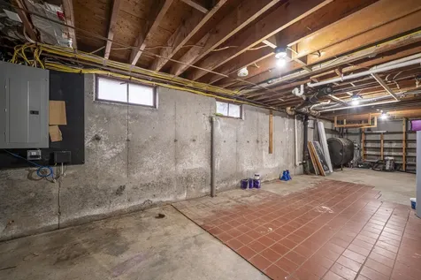 225 Reed Street Manchester NH 03102