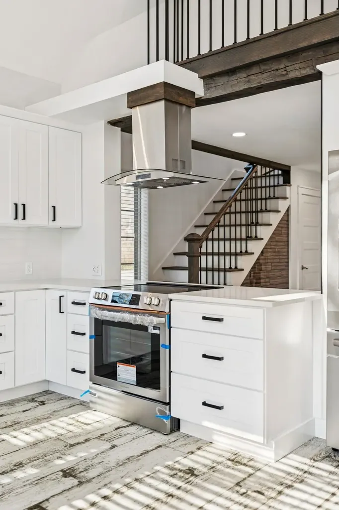 96 E Randolph Road Chelsea VT 05038