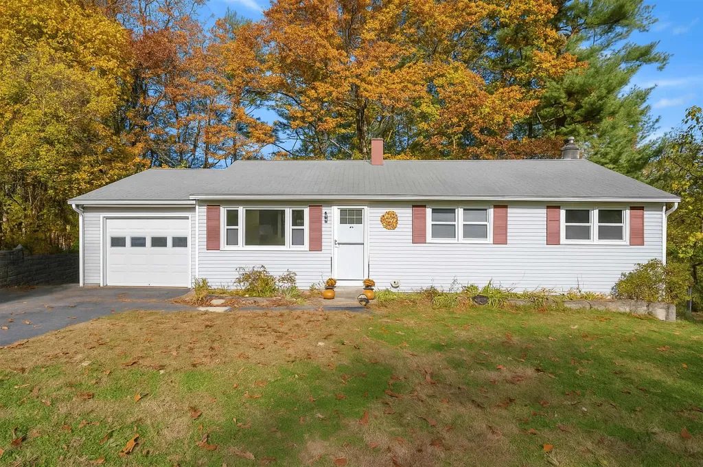 57 Wethersfield Road Nashua NH 03062