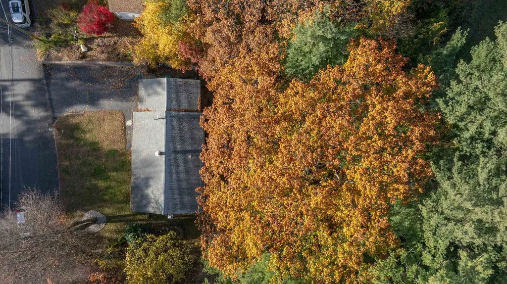 57 Wethersfield Road Nashua NH 03062