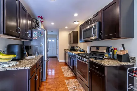 77 Deerwood Drive Nashua NH 03063