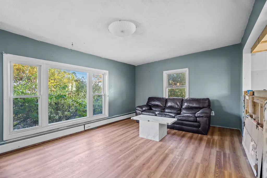 2 Dennison Avenue Salem NH 03079