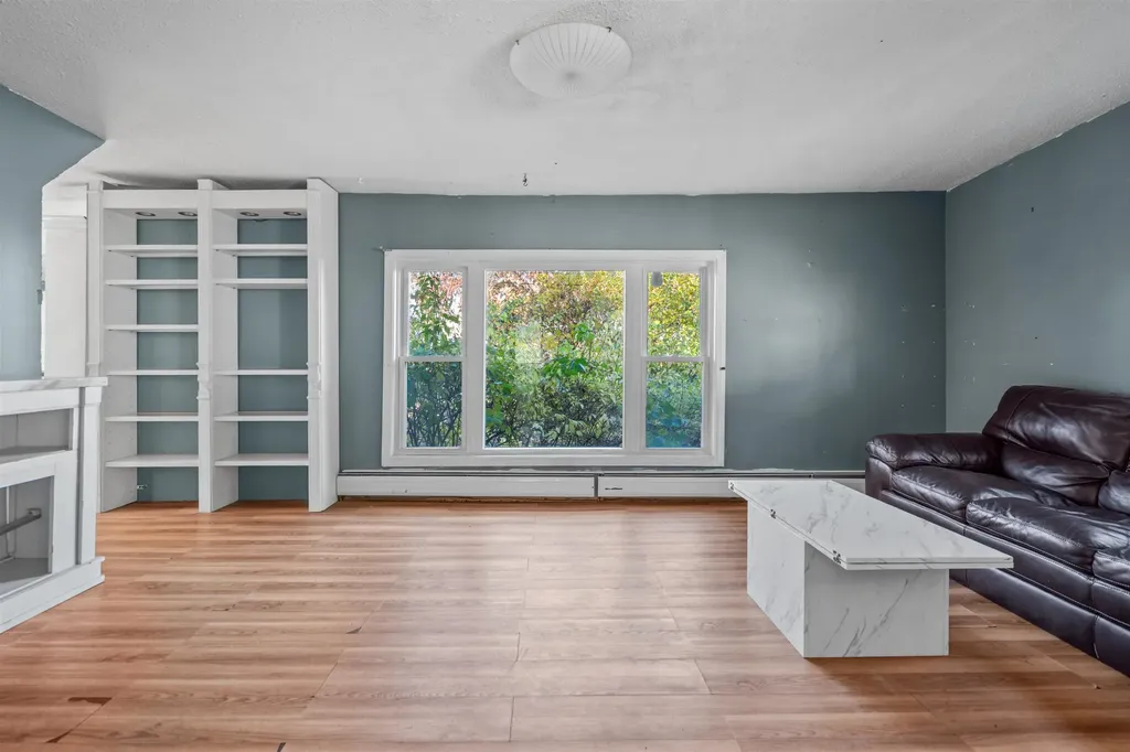 2 Dennison Avenue Salem NH 03079