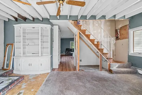 2 Dennison Avenue Salem NH 03079