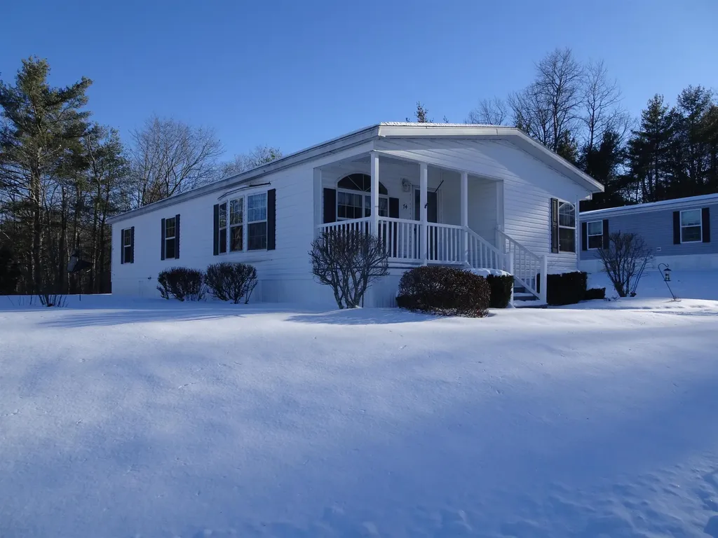 74 Seneca Street Rochester NH 03867-5167
