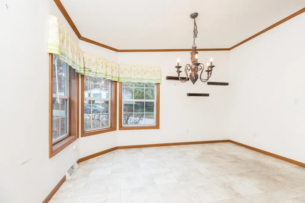 74 Seneca Street Rochester NH 03867-5167