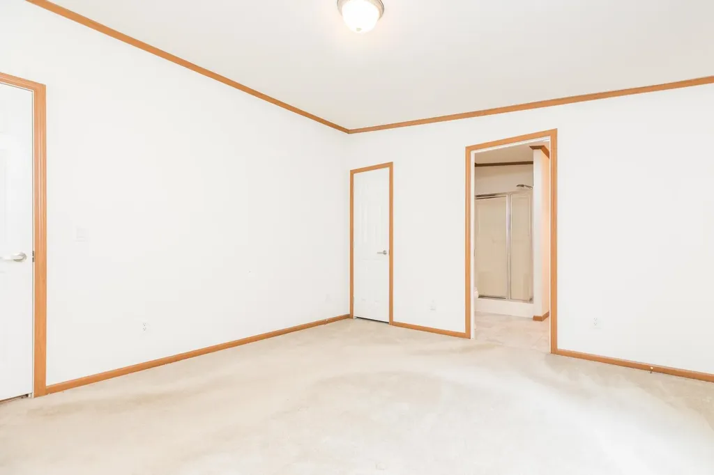 74 Seneca Street Rochester NH 03867-5167