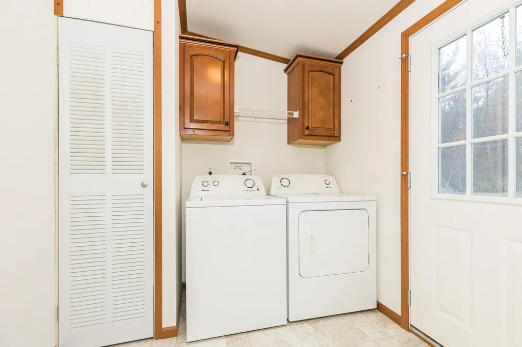 74 Seneca Street Rochester NH 03867-5167