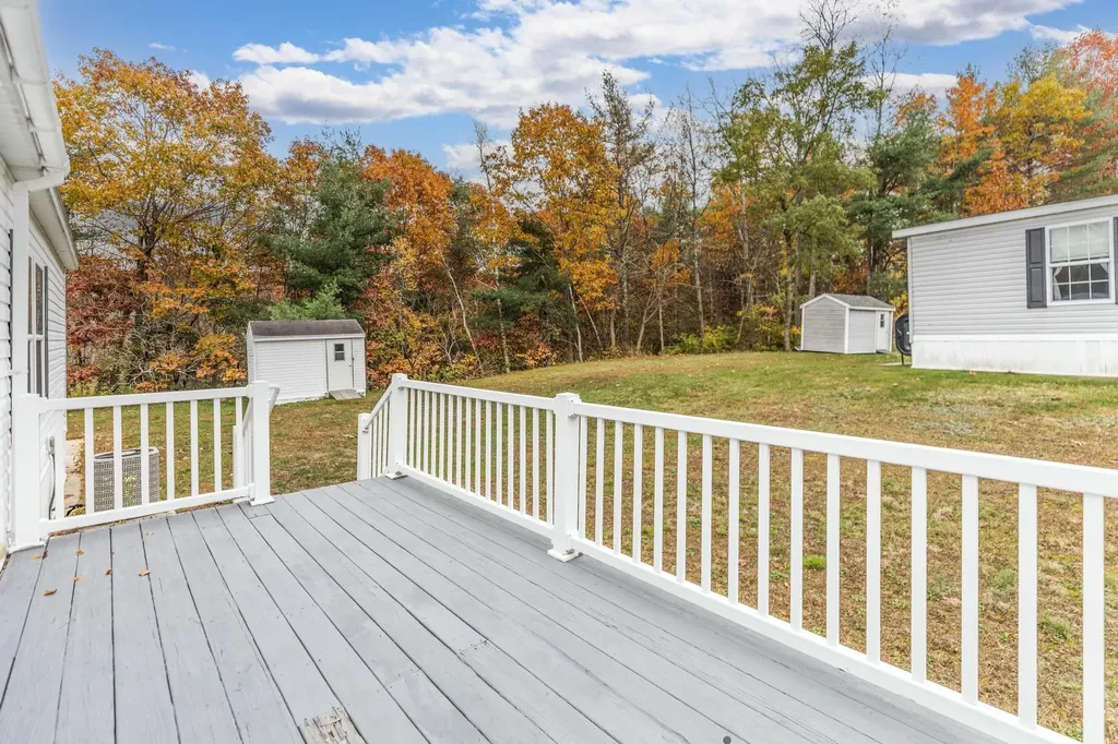 74 Seneca Street Rochester NH 03867-5167