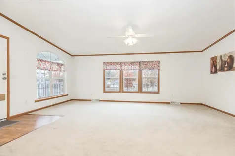 74 Seneca Street Rochester NH 03867-5167