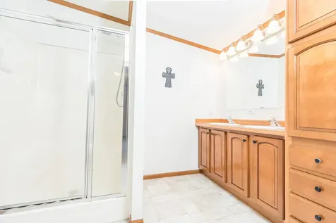 74 Seneca Street Rochester NH 03867-5167