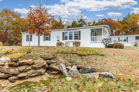 74 Seneca Street Rochester NH 03867-5167