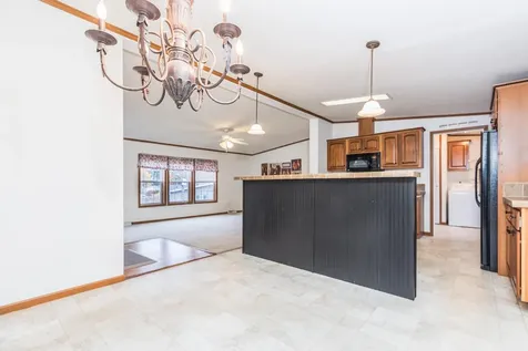 74 Seneca Street Rochester NH 03867-5167