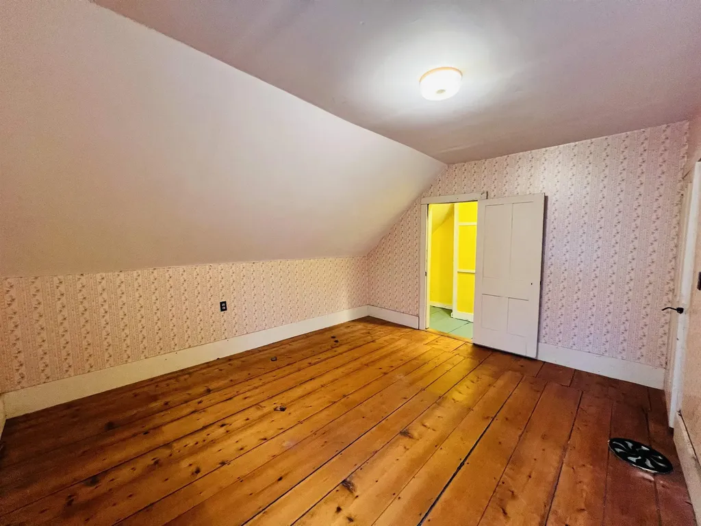 69 York Street Lyndon VT 05851