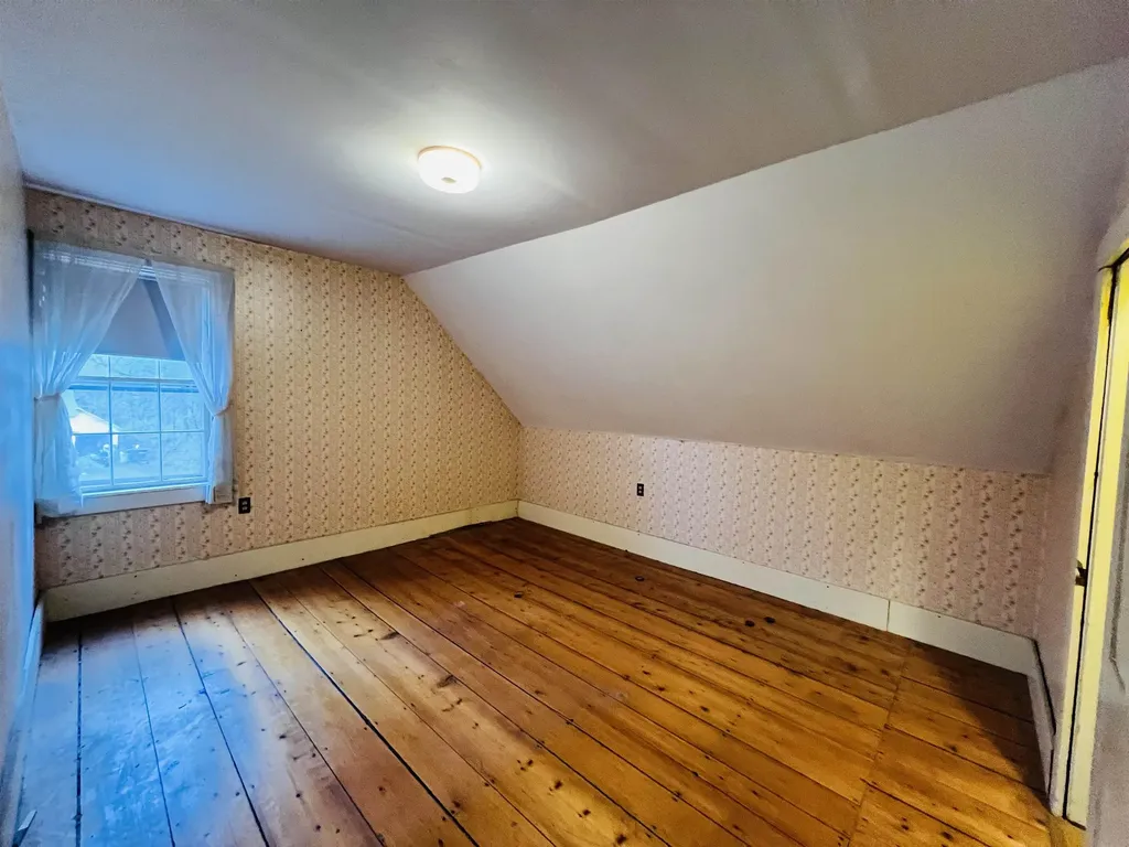 69 York Street Lyndon VT 05851