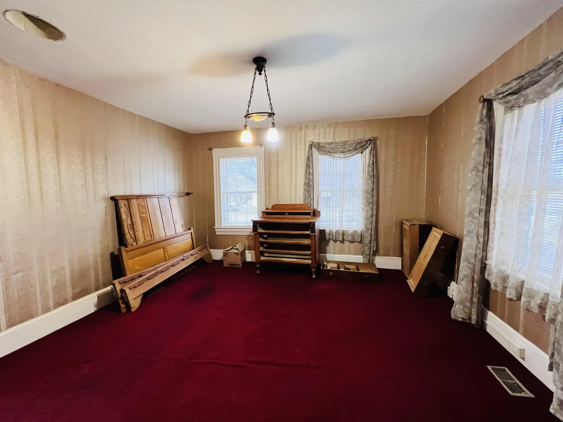 69 York Street Lyndon VT 05851