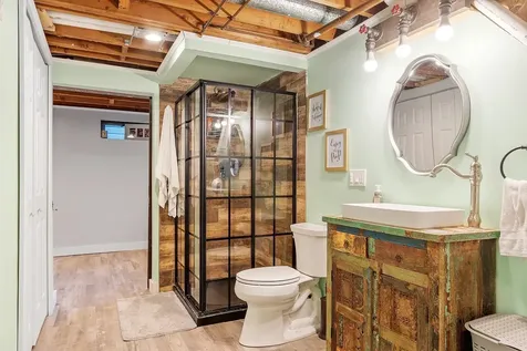 11 Bordeaux Street Nashua NH 03060