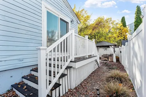 11 Bordeaux Street Nashua NH 03060