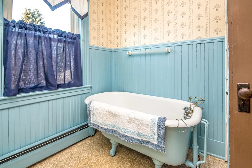 56 South Lunenburg Road Lunenburg VT 05906