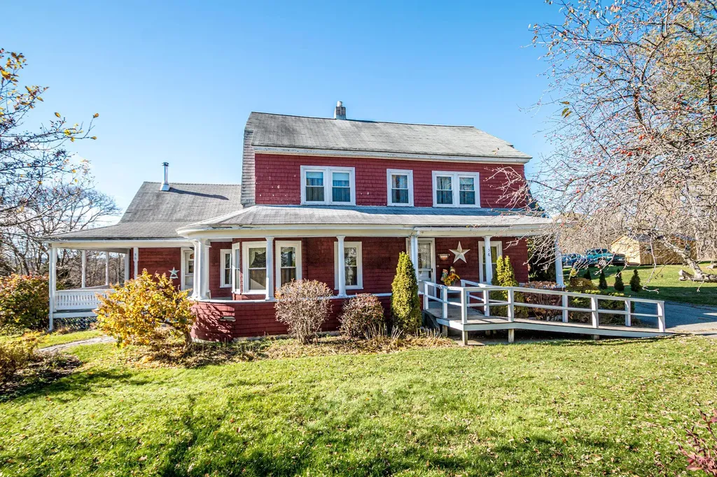 56 South Lunenburg Road Lunenburg VT 05906