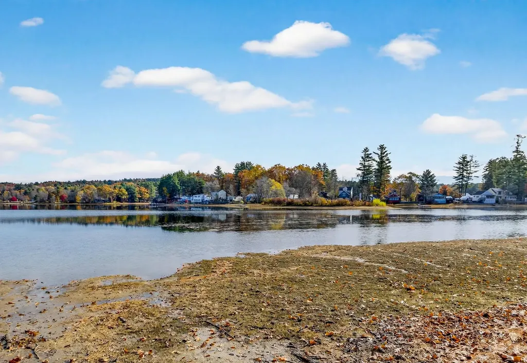 30 Crystal Lane Tilton NH 03276